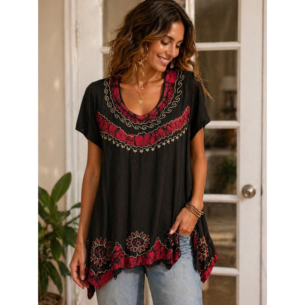 Vintage Black Red Embroidered Tunic Women OS Boho Handkerchief Hem